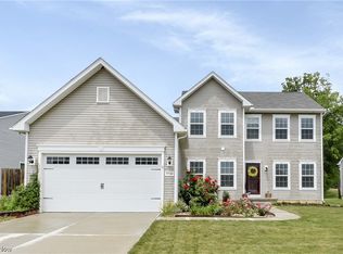 37348 W Fenwick Dr, North Ridgeville, OH 44039