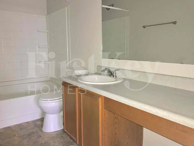1749 Blue Grass Pkwy — Photo 8