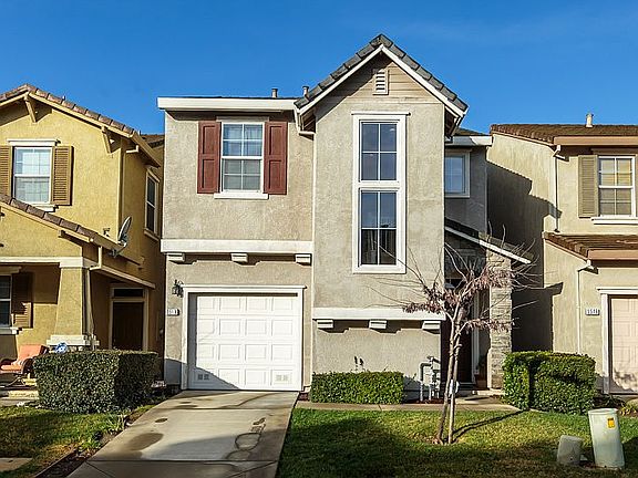 2nd image of 2510 Huckleberry Cir