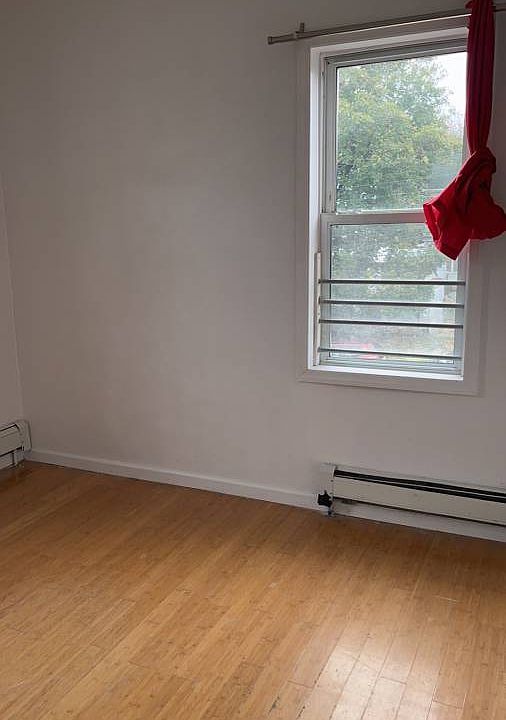 2nd image of 11-35 123rd St #2