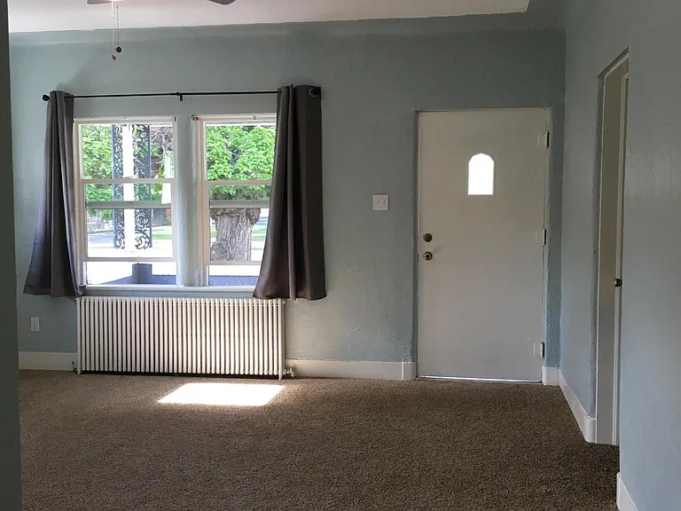 839 Orchard Ave — Photo 11