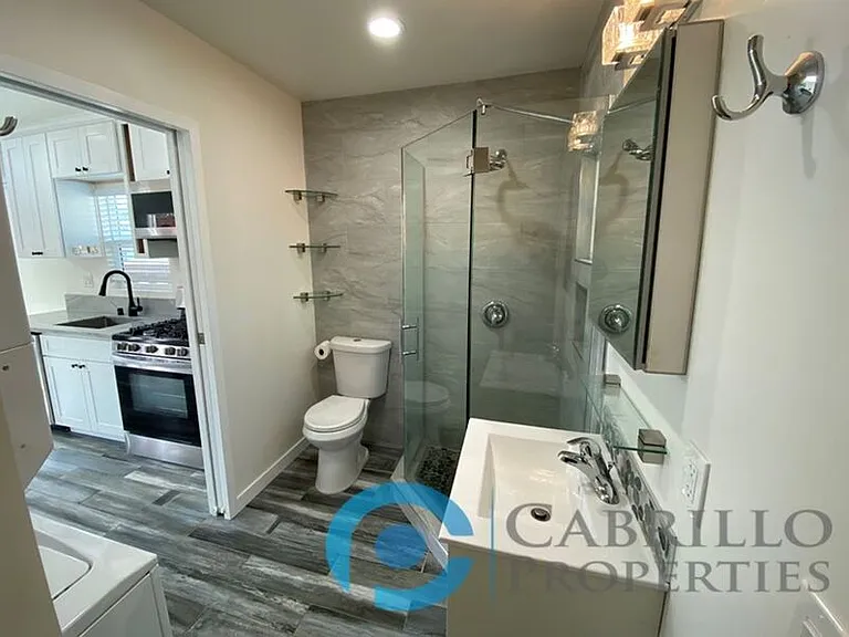 401 N Horne St — Photo 3