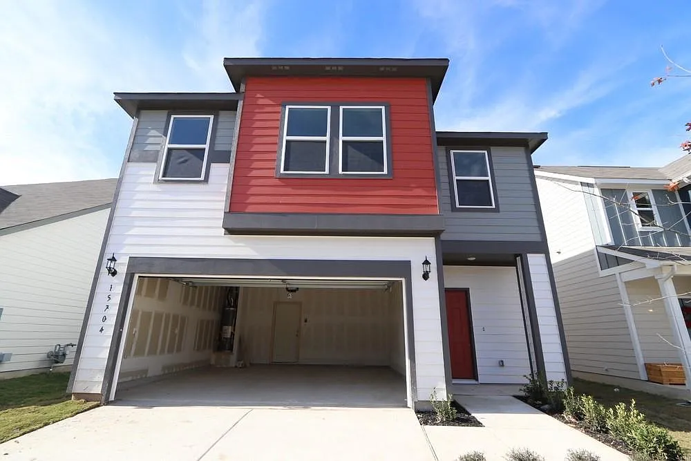 Building Photo - 15704 Singh Dr