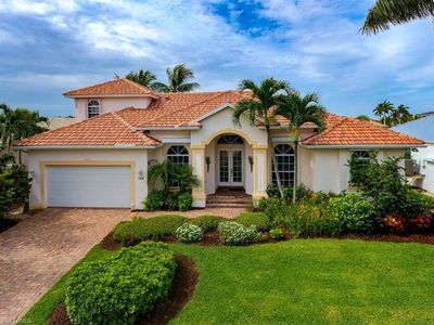 748 Caribbean Ct, Marco Island, FL, 34145