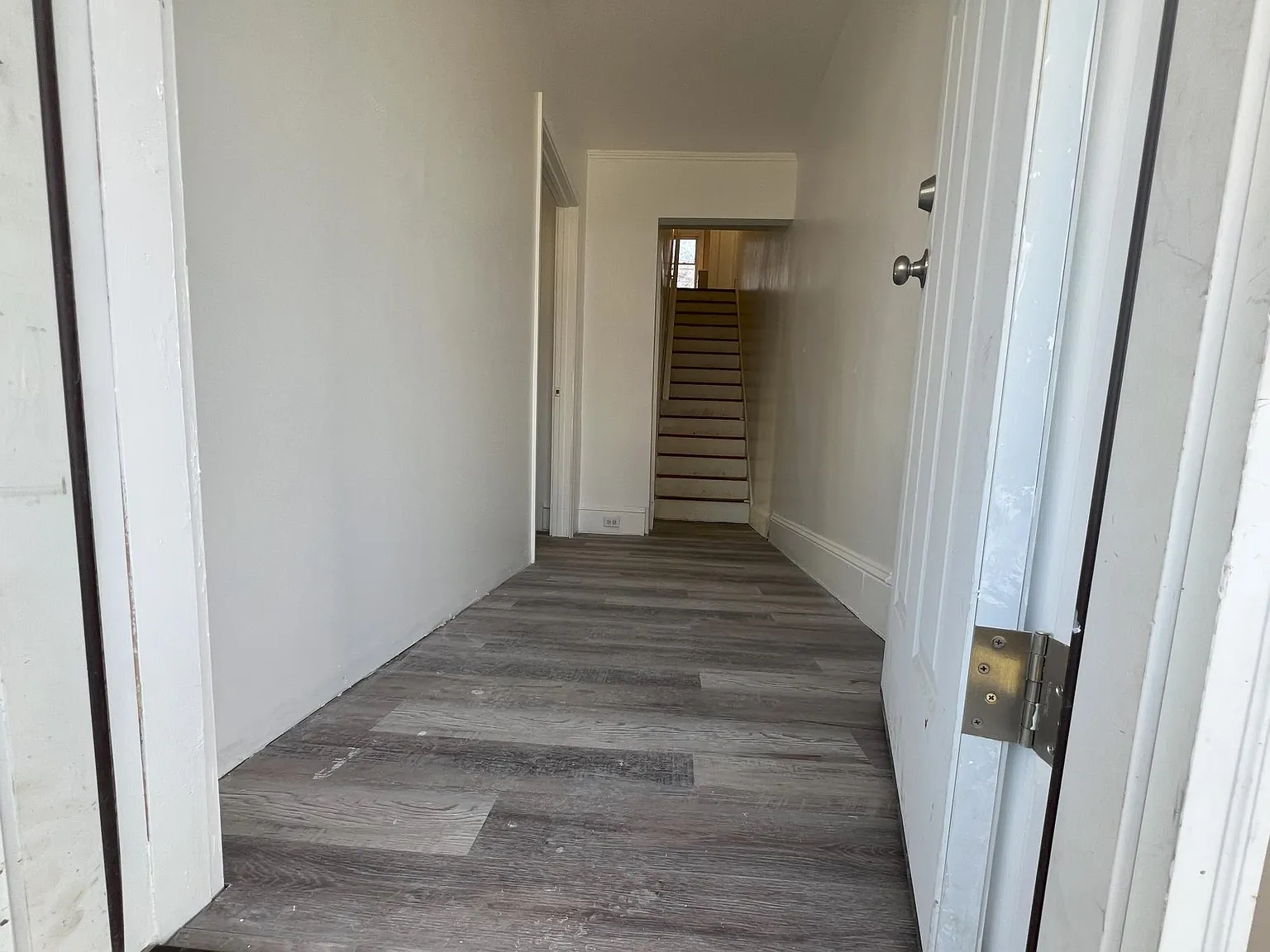 4 bed, $2,650 — Photo 2
