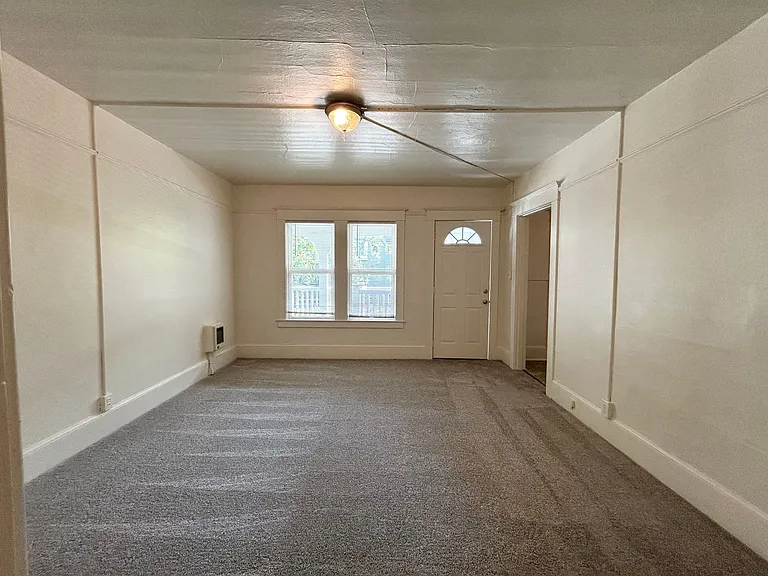 Dover Apartments — Photo 21