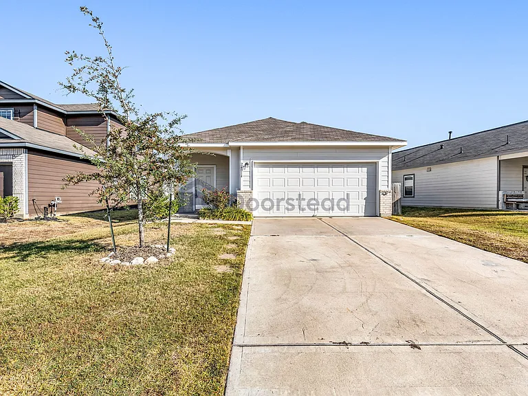 24014 Farmstead Dr — Photo 1