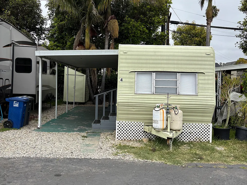 Tropical Gardens Mobile Home Park
