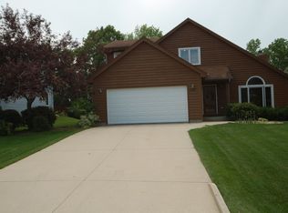 3203 W Minnesota Ave, Franklin, WI 53132
