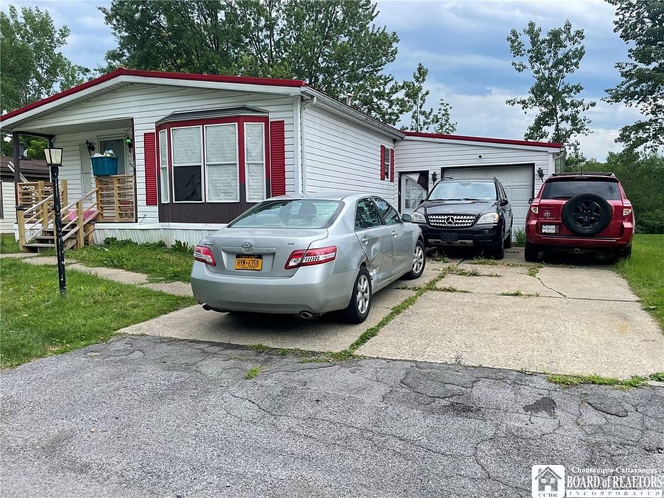 61 Waterview Pkwy, Hamburg, NY 14075 MLS R1425562 Zillow