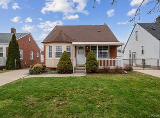 12753 Backus St, Southgate, MI 48195