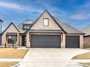 6026 E 127th St S, Bixby, OK 74008