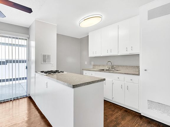 4th image of 2621 Harbor Blvd APT C3