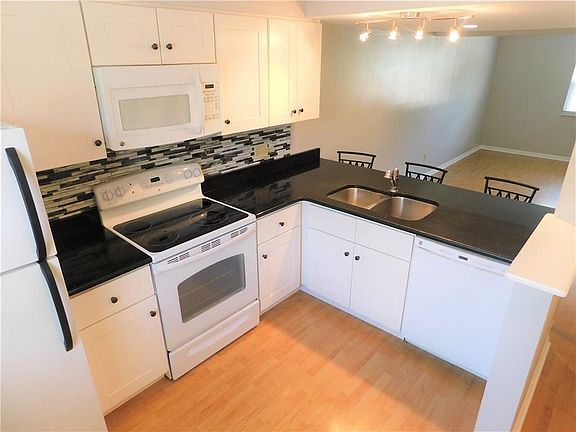 2nd image of 2158 N Garland Ave