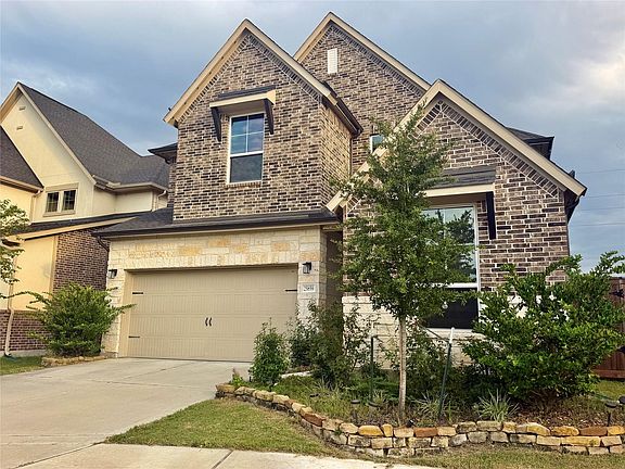 4th image of 25859 Rippey Glen Dr