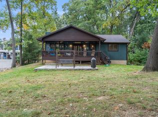 458 Skyline Dr, Horton, MI 49246