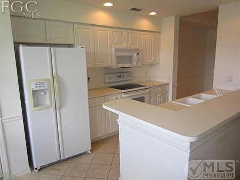 2nd image of 16625 Lake Circle Dr APT 513