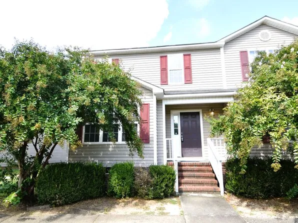 418 Sheila St, Hope Mills, NC 28348