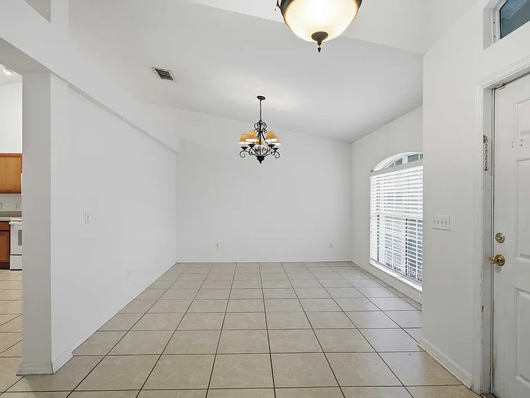 57 Pine Dr — Photo 12