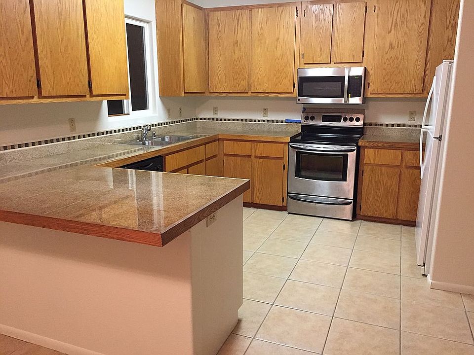 2nd image of 15-1588 25th Ave
