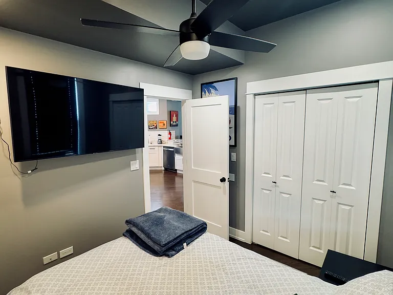 1663 S Troy St #2 — Photo 11
