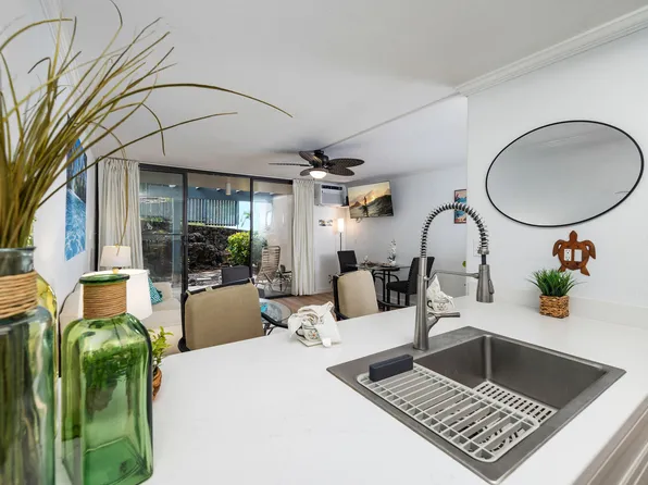 75-5888 Alii Dr APT B2, Kailua Kona, HI 96740