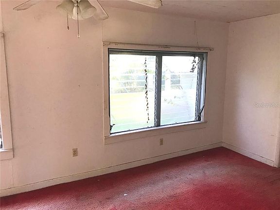 3rd image of 755 Saint Josephs Ct