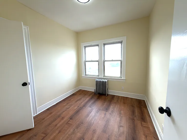 302 W Hudson St #1 — Photo 14