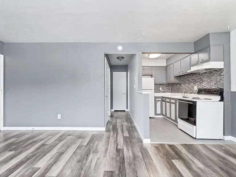Red Rock Terrace — Photo 15
