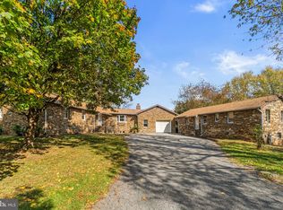 1251 Heritage Farms Ct, Sykesville, MD 21784