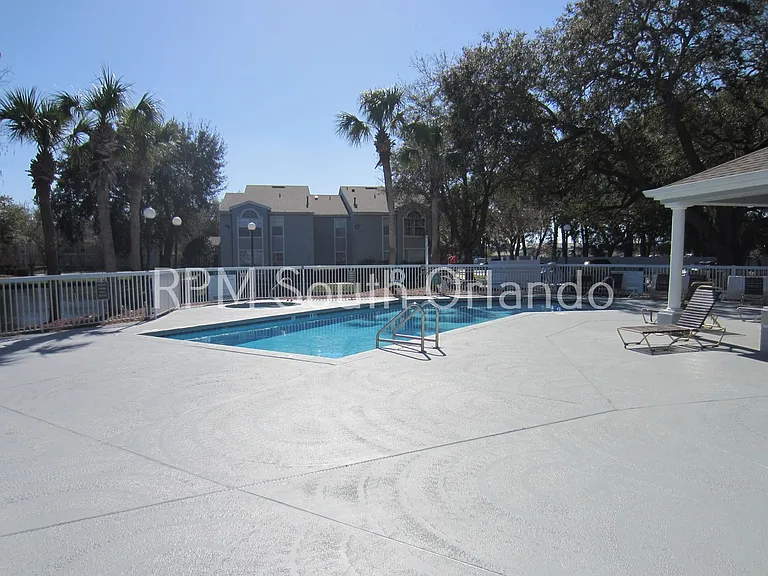 1611 Columbia Arms Cir #236 — Photo 13