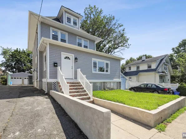 146 Poplar St, Ridgefield Park, NJ 07660