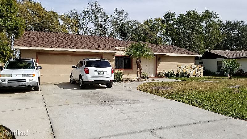 2nd image of 4456 Meadow Creek Cir