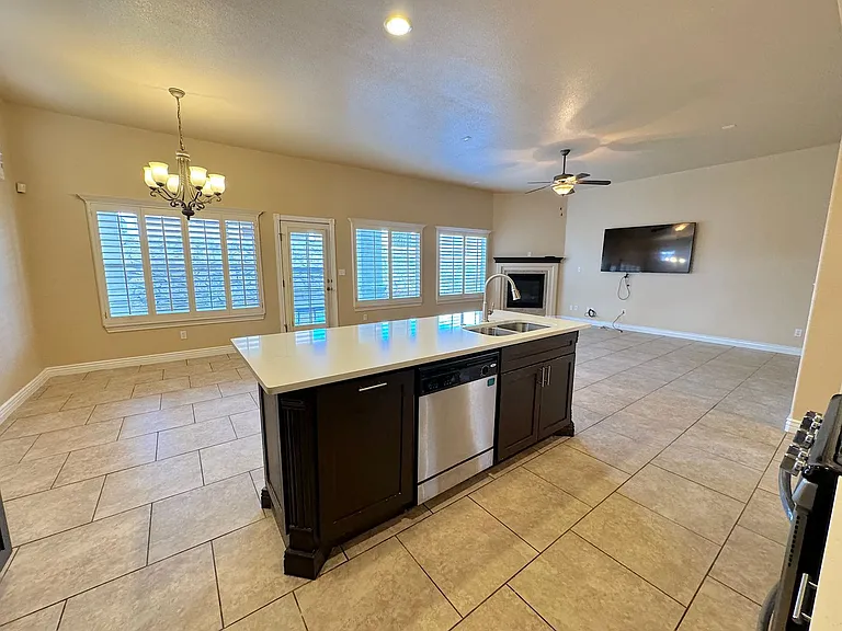11629 Saint Martin Way — Photo 11