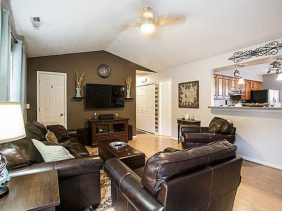 2nd image of 1745 Creekstone Ct
