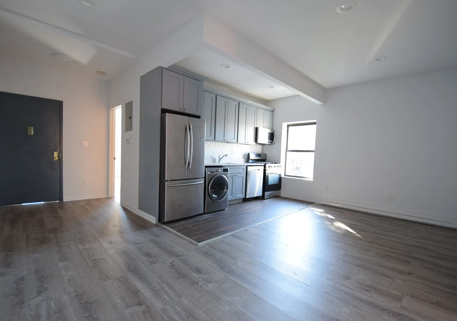 321 Warren Street — Photo 1
