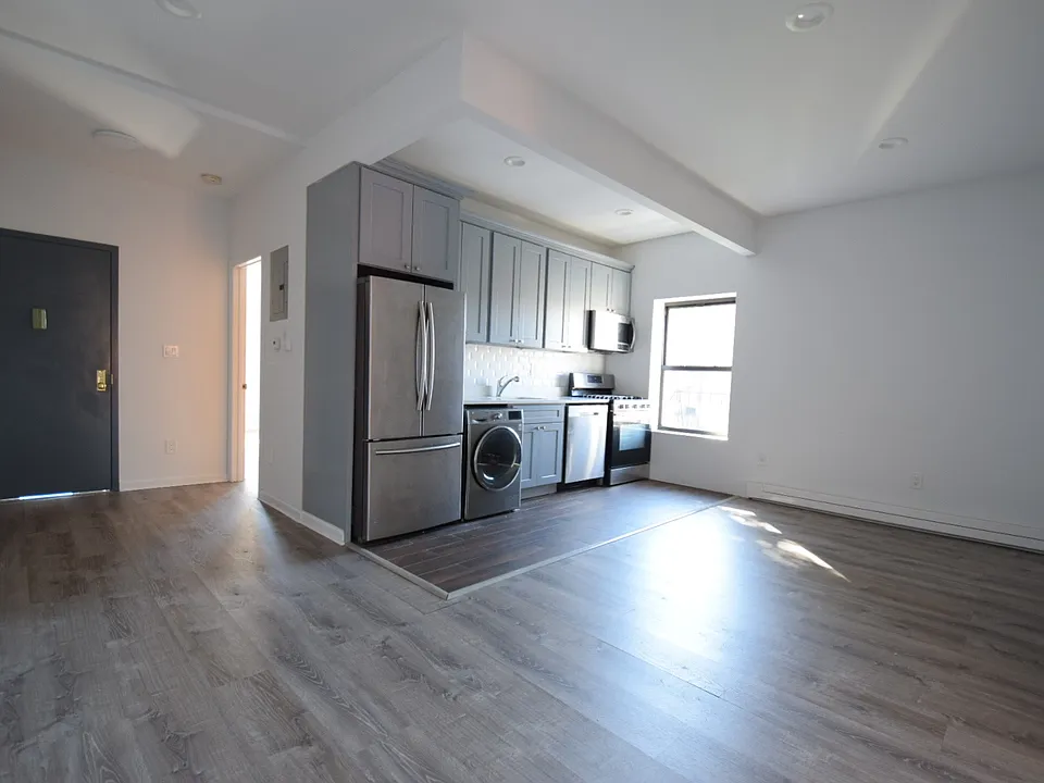 321 Warren St #2