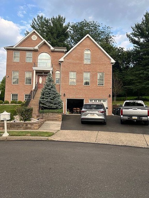 2263 Dale Rd - Property Image