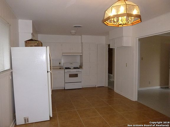 3rd image of 8212 York Dr
