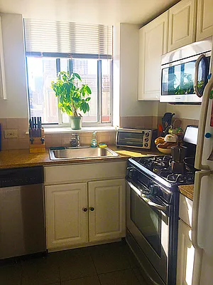 Rented by Cord Realty Group | media 24