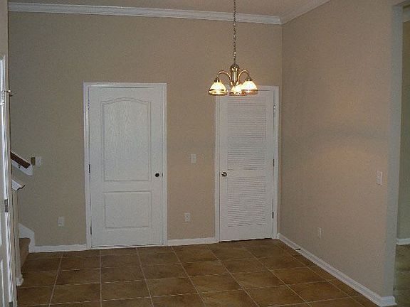129 Scarlet Rose Lane