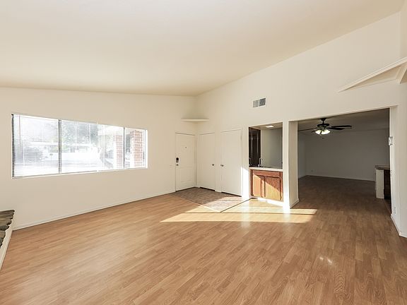 5th image of 53780 Avenida Carranza