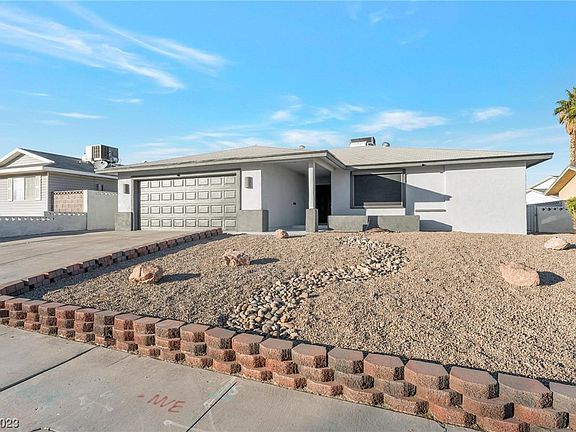 3rd image of 7016 Pinedale Ave