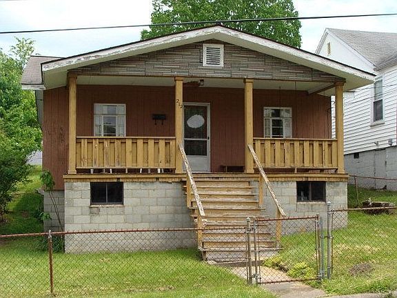 2nd image of 212 Washington Ave