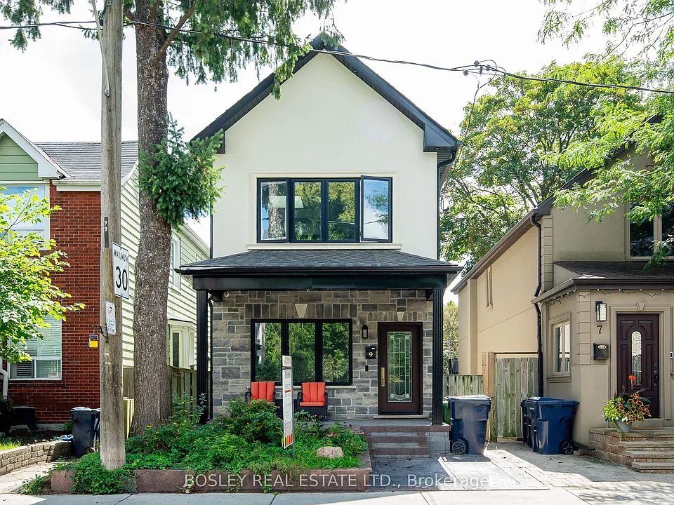 9 Queen Victoria St #LOWER
