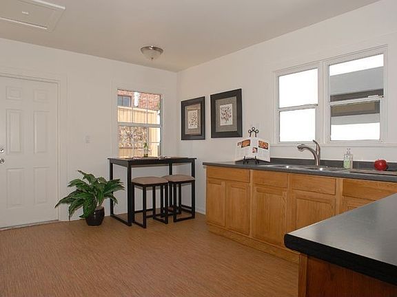 4th image of 6323 La Mirada Ave