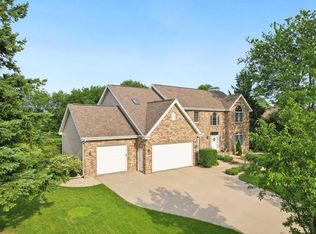 3944 Caribou Rd, Verona, WI 53593