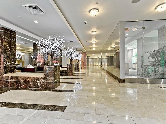 4th image of 2810 W Sahara Ave #2810