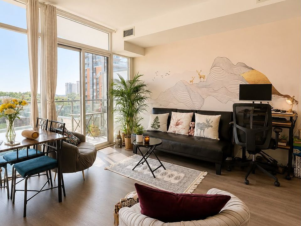 1st image of 105 George St #514