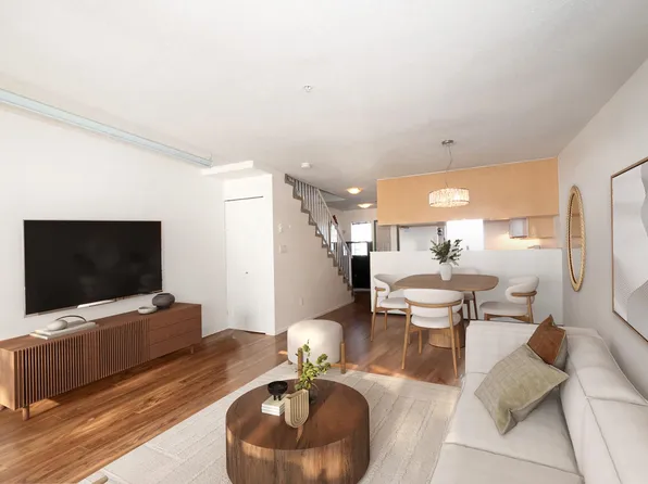 3368 Main St #203, Vancouver, BC V5V 3M7